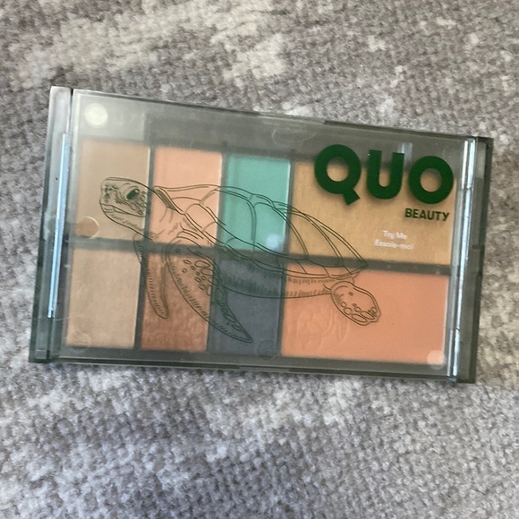 Quo salty eyeshadow palette - Picture 2 of 3